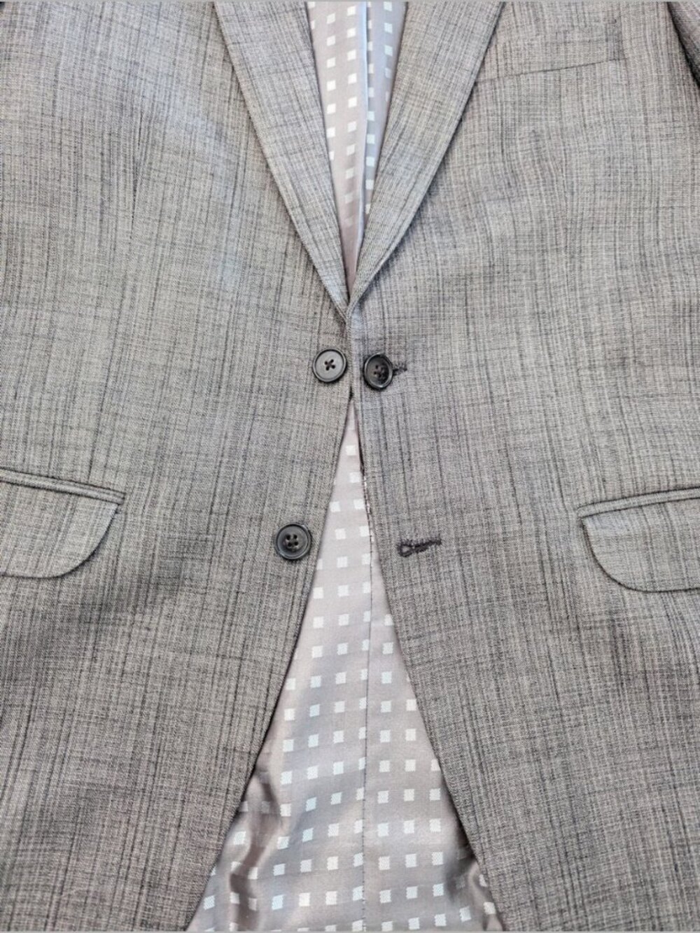 Tailored Men’s Brown Gray Blazer Smooth Suiting Fabric Double Vent - Picture 13 of 16